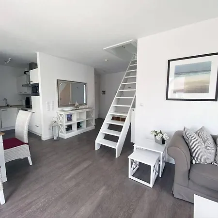 Ariana, Hydrangea 펜션 보르쿰